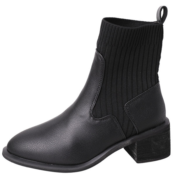 Őszi-téli női csizma új modellje 5 cm-es szögletes sarokkal