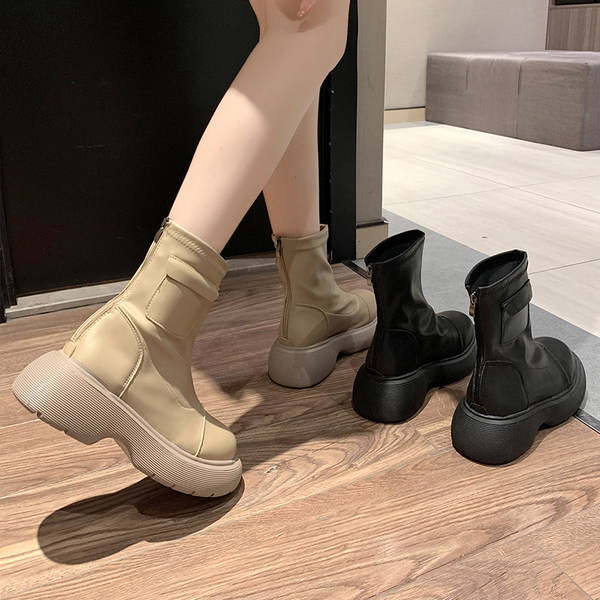 Naiste vabaaja saapad kunstnahast - puhas mudel