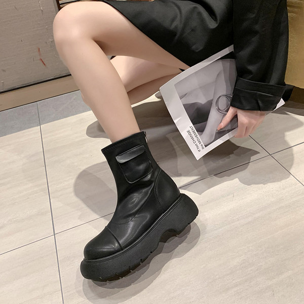 Naiste vabaaja saapad kunstnahast - puhas mudel