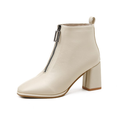 Női bőrcsizma cipzárral és vastag sarokkal - két színben