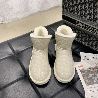 Ženske zimske čizme s ravnim đonom