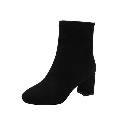 Női csizma mesterséges velúrból és vastag sarkú