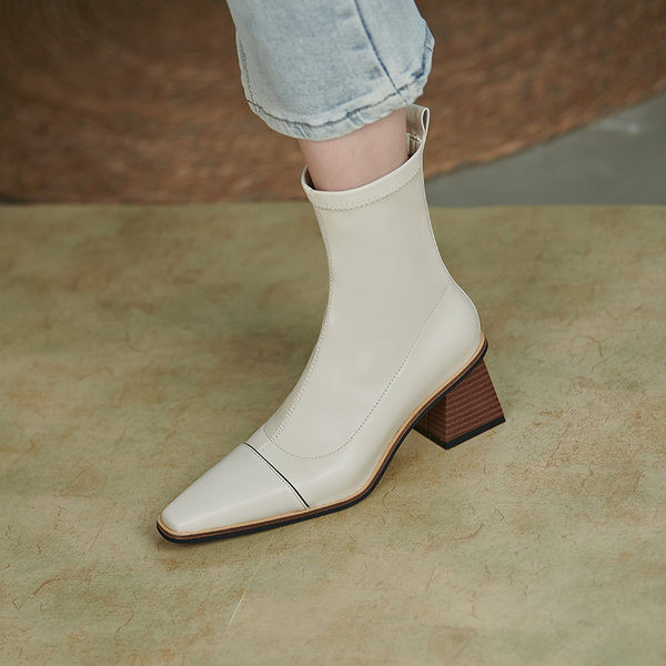 Stiilne naiste kontsaga saapad puhas mudel