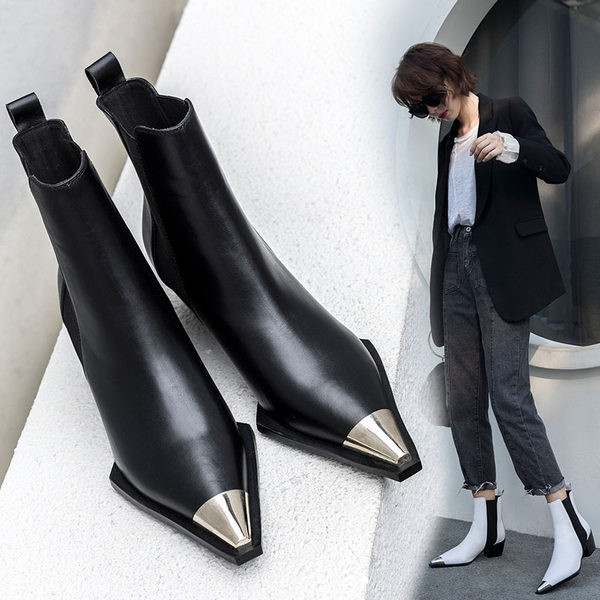 Eko-nahast stiilsed metallelemendiga naiste saapad