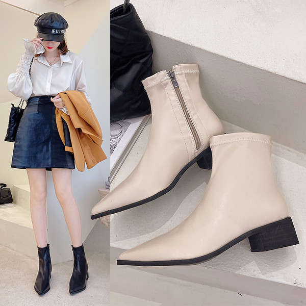 Ženske čizme na špic s patentnim zatvaračem i petom