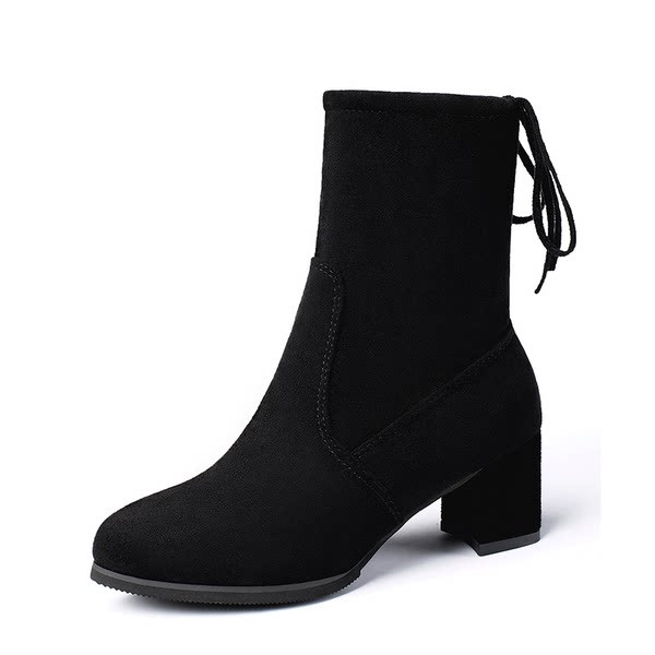 Művelúrból készült, fűzős női csizma