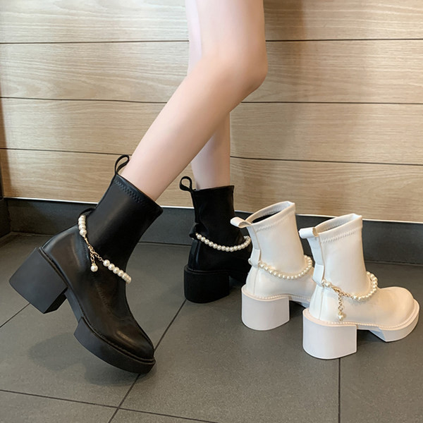 Öko bőrből készült női csizma gyöngy díszítéssel