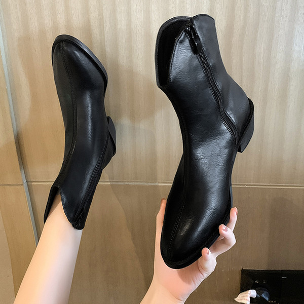 Ženske moderne čizme zaobljeni model sa patentnim zatvaračem