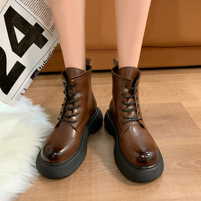 Cizme casual din piele cu sireturi - pentru femei