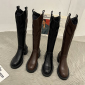 Modern női csizma öko bőrből, barna és fekete színben - retro stílusban