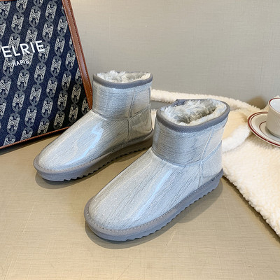 Ženske zimske čizme s toplom postavom