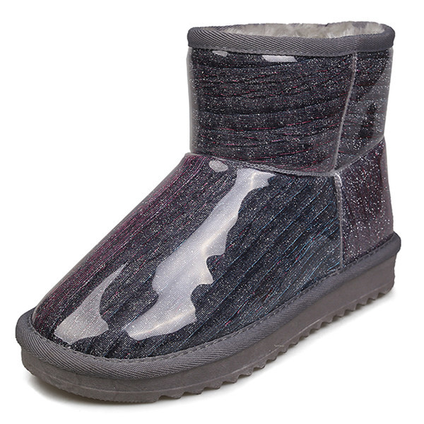 Ženske zimske čizme s toplom postavom