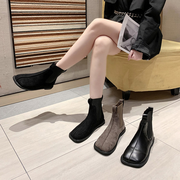 Női alkalmi csizma, lapos talppal eco bőrből vagy öko velúrból