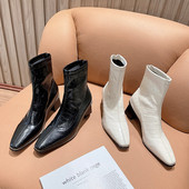 Stílusos női csizma eco bőrből, magassága 6 cm