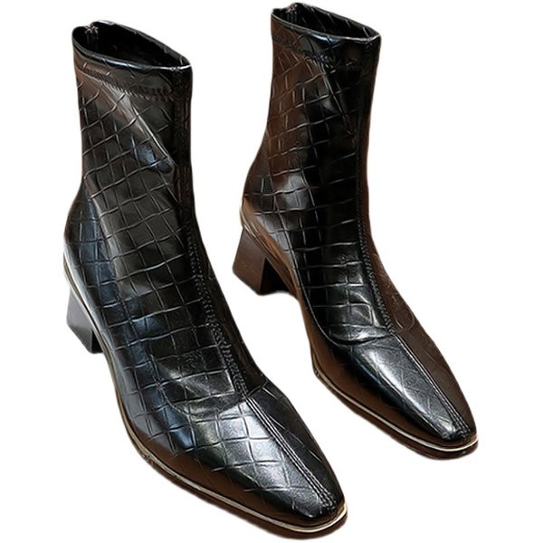 Stílusos női csizma eco bőrből, magassága 6 cm