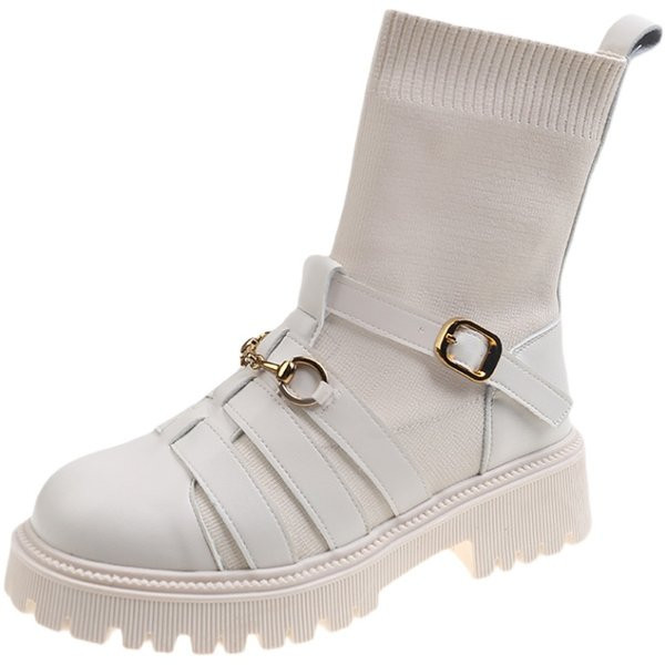 Stílusos csatos csizma lekerekített mintával nőknek