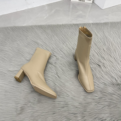 Novi model ženskih čizama od eko kože sa petom visine 6 cm