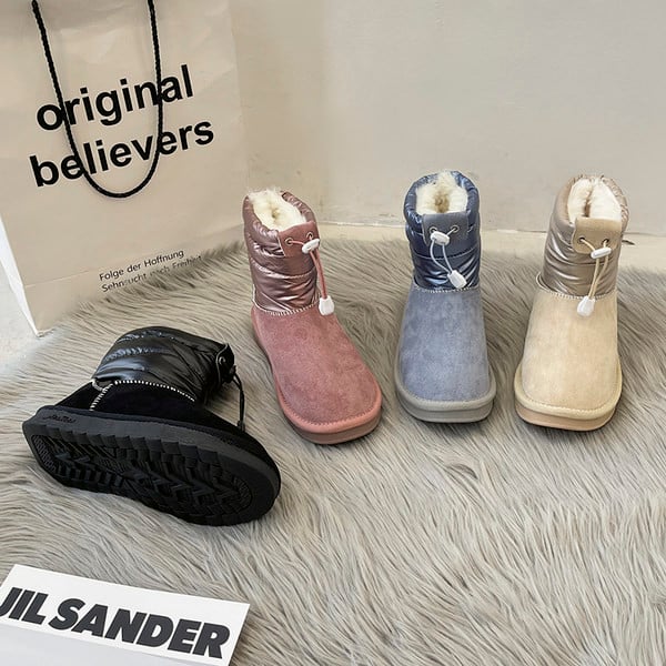 Ženske zimske čizme s vezicama i toplom postavom