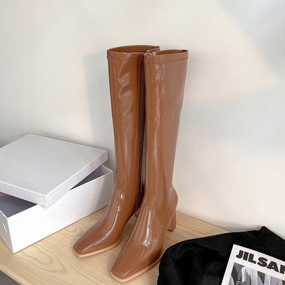 Stiilne naiste lakknahast saapad tavaline mudel