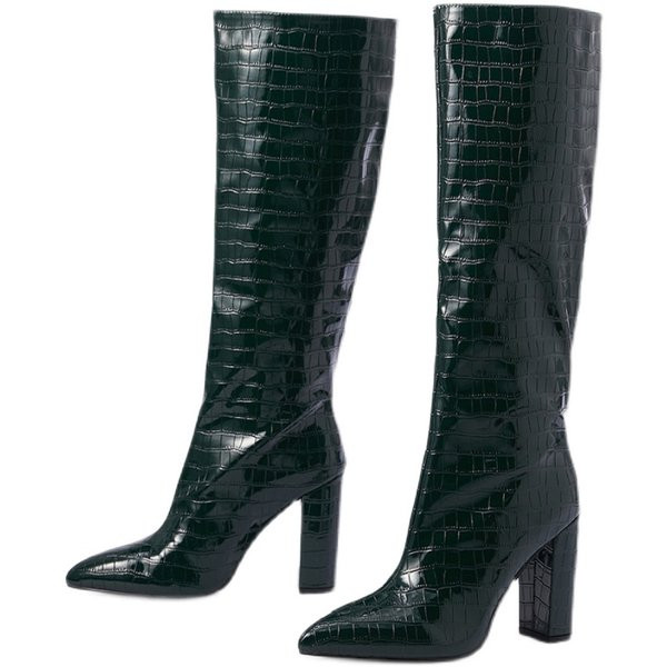 Női csizma vastag sarkú - hegyes modell