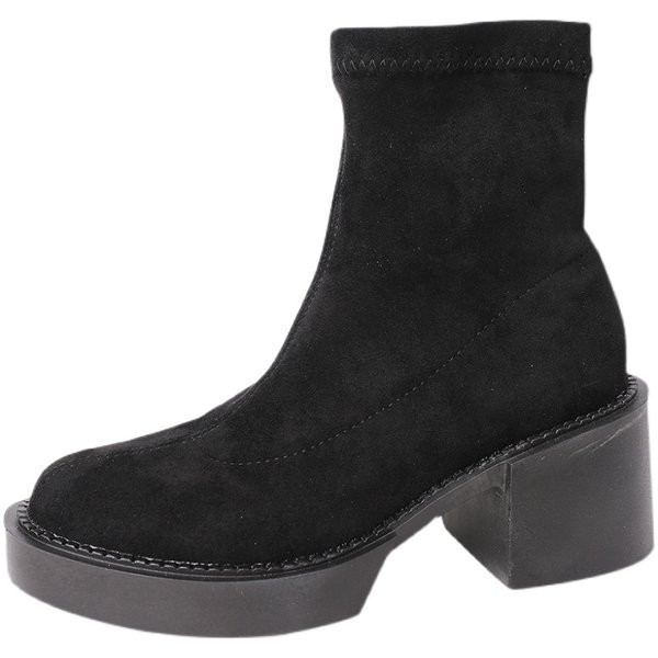 Női velúr csizma új modellje 6 cm magas sarokkal