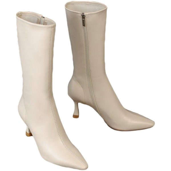 Vékony sarkú, elegáns női csizma