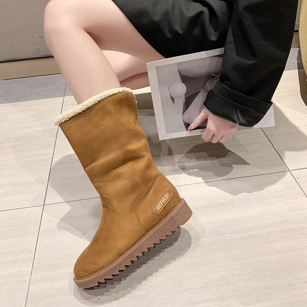 Alkalmi női csizma puha béléssel - két színben