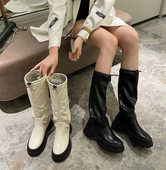 Ležerne čizme s ravnim potplatom i vezicama za žene