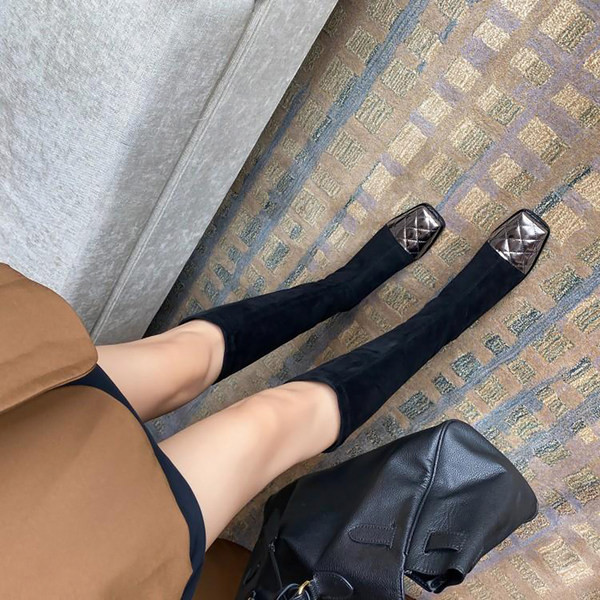 Elegantne ženske čizme od eko brušene kože jednobojni model