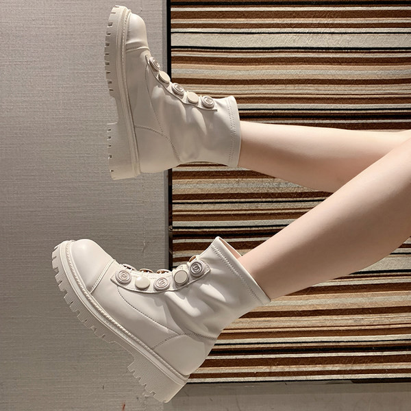 Női alkalmi csizma eko bőrből - fekete színben