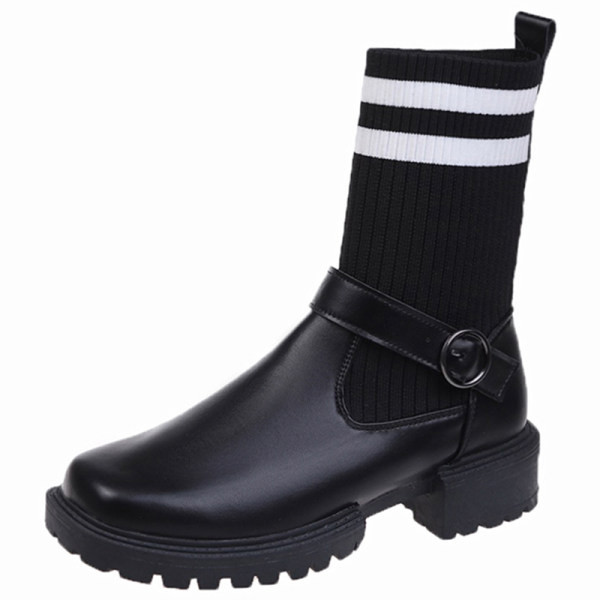 Alkalmi csizma textil részből álló zoknitípussal