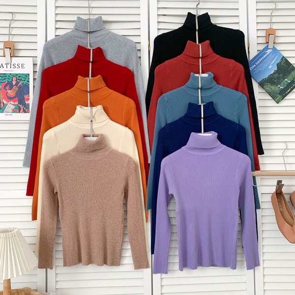 Alkalmi női pulóver magas pólógallérral több színben