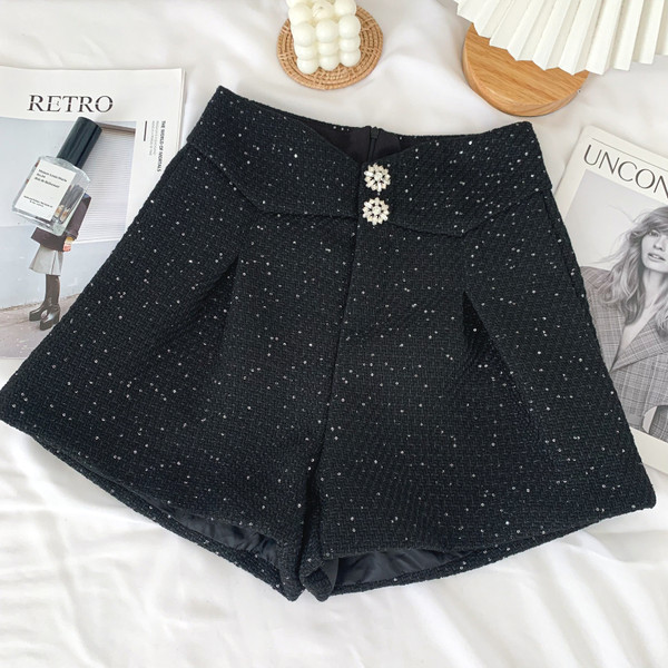 Moodsad kahevärvilised kivikestega naiste lühikesed püksid