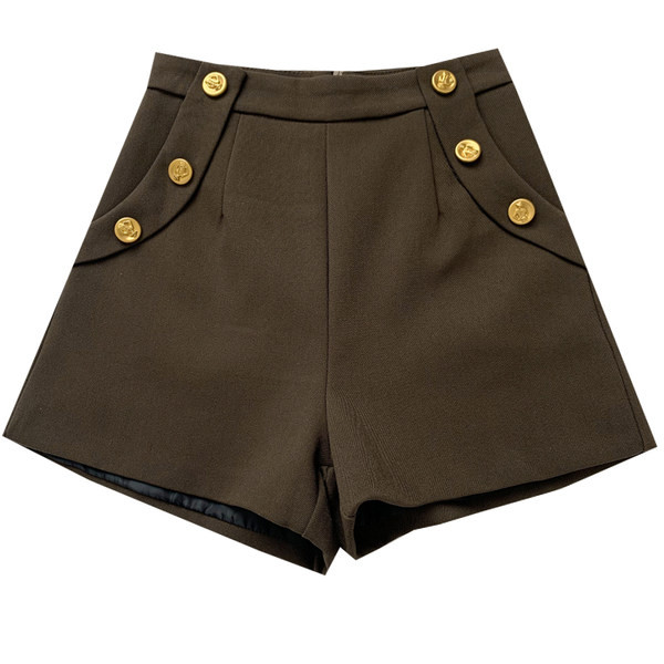 Modern női rövidnadrág gombokkal - magas derék