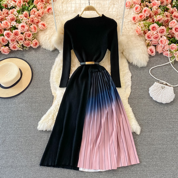 Női ruha övvel és hosszú ujjú - fekete színű