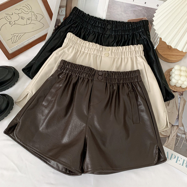 Öko-nahast valmistatud vabaaja naiste lühikesed püksid