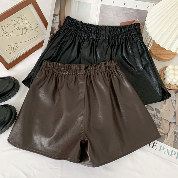 Öko-nahast valmistatud vabaaja naiste lühikesed püksid