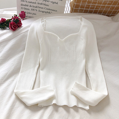 Alkalmi blúz négyzet alakú nyakkivágással