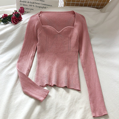 Alkalmi blúz négyzet alakú nyakkivágással