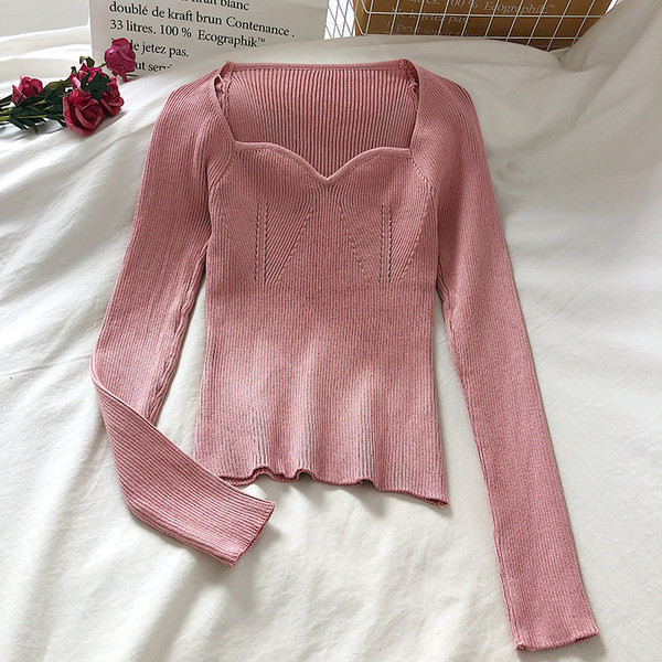 Alkalmi blúz négyzet alakú nyakkivágással