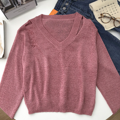 Női alkalmi pulóver hosszú ujjal és spitz nyakkivágással