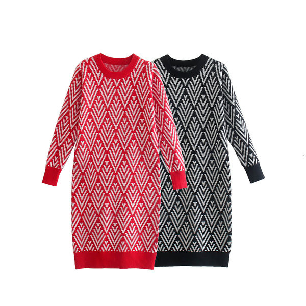 Hosszú őszi-téli kötött ruha