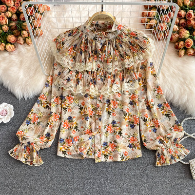 Pitsilise ja lillelise mustriga vabaaja särk