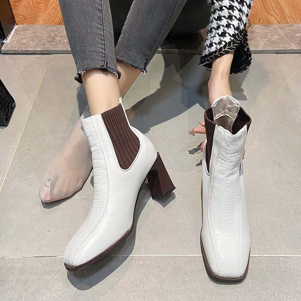 Naiste vabaaja saapad, tavaline kontsaga mudel