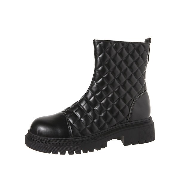 Női csizma sima modell lapos talppal és cipzárral