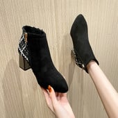 Stílusos női csizma öko velúrból, magas 7 cm-es sarokkal