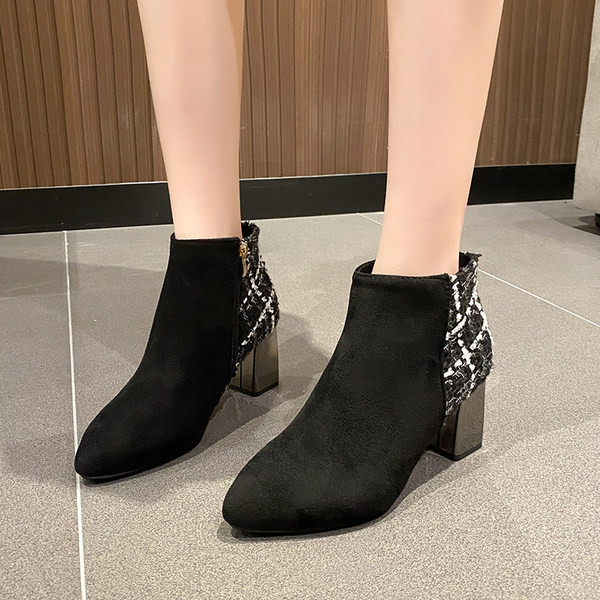 Stílusos női csizma öko velúrból, magas 7 cm-es sarokkal