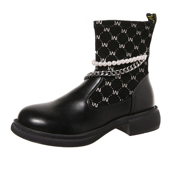 Moodsad dekoratiivpärlite ja metallelementidega naiste saapad