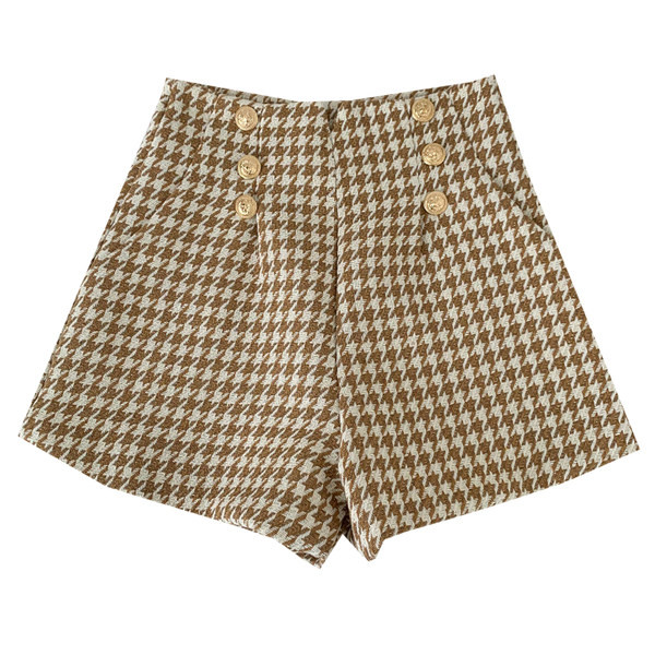 Alkalmi női rövidnadrág gombokkal - három színben