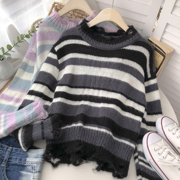 Naiste kootud ovaalse kaelusega kampsun